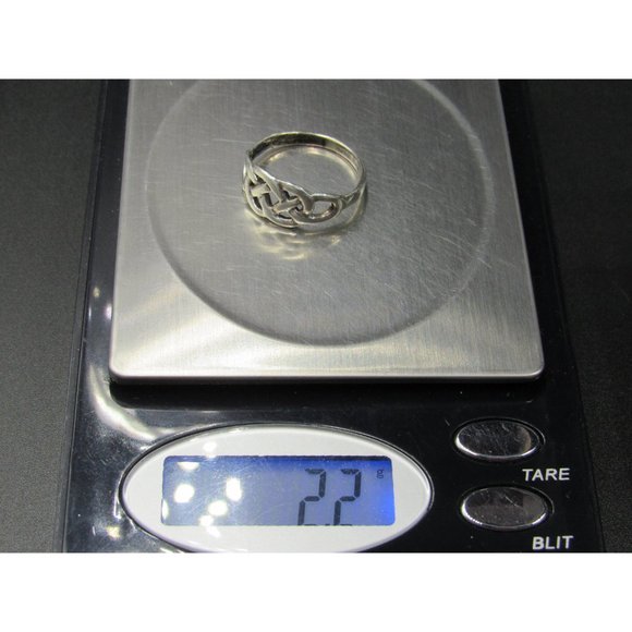 Size 8 Sterling Silver Celtic Knot Design Band Ring Vintage Bohemian Everyday - Picture 6 of 6